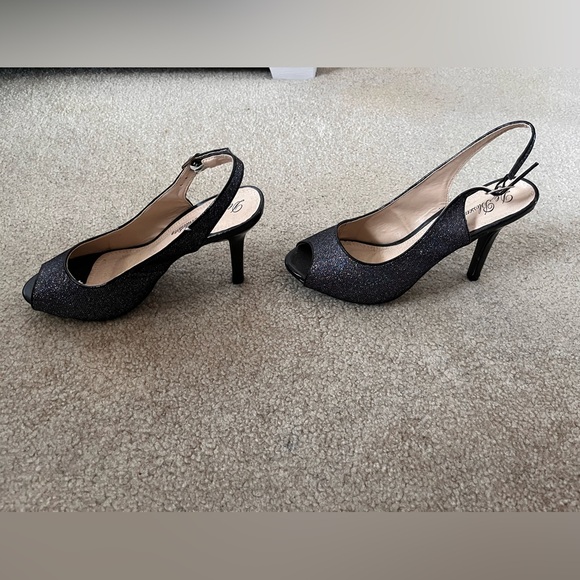 High heels - Picture 2 of 5